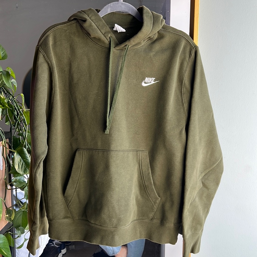 Forest army green Nike men’s hoodie